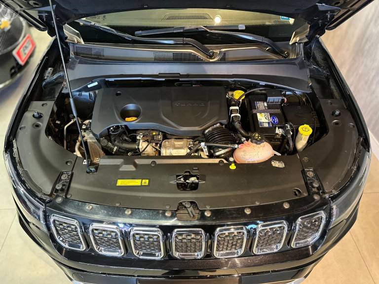 JEEP - COMPASS 1.3 LONGITUDE T270 16V TURBO 4X2 FLEX 4P AUTOMÁTICO - 2022/2022 - PRETA - R$ 134.900,00