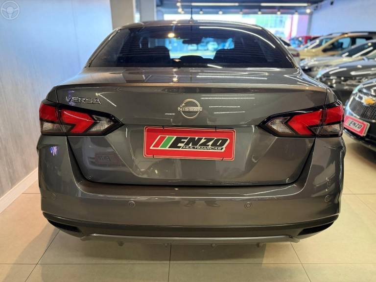 NISSAN - VERSA 1.6 SENSE 16V FLEX 4P AUTOMÁTICO - 2024/2025 - CINZA - R$ 105.900,00