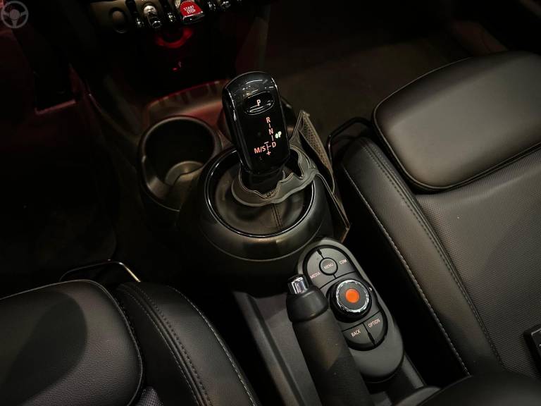 MINI - COOPER 1.5 12V TURBO NAVI 4P AUTOMÁTICO - 2018/2019 - CINZA - R$ 112.900,00