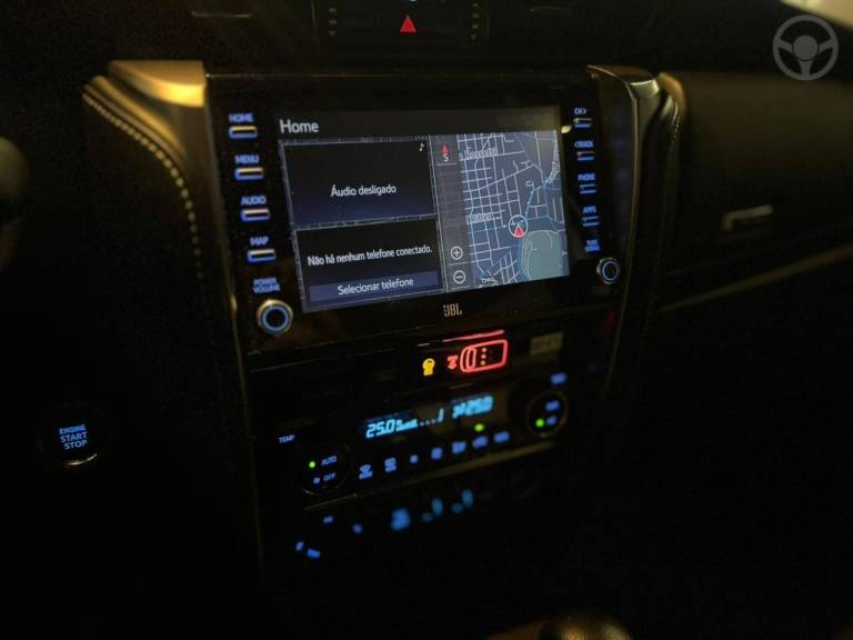 TOYOTA - HILUX SW4 2.8 SRX 4X4 7 LUGARES 16V TURBO INTERCOOLER DIESEL 4P AUTOMÁTICO - 2022/2022 - BRANCA - R$ 314.900,00