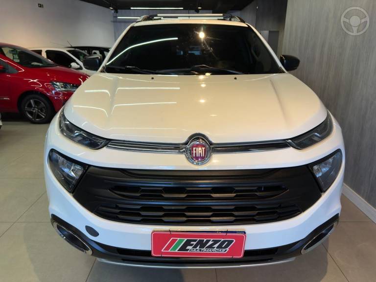 FIAT - TORO 2.0 16V TURBO DIESEL FREEDOM MANUAL - 2017/2017 - BRANCA - R$ 88.900,00