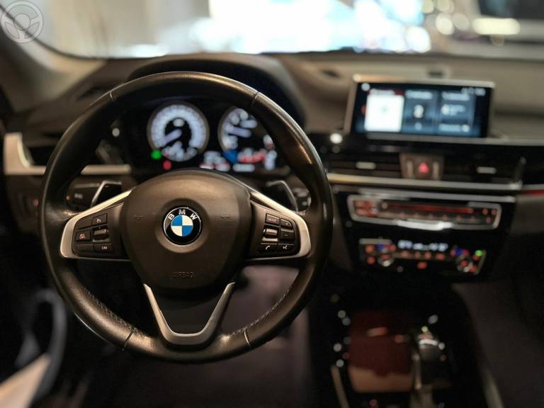 BMW - X1 2.0 16V TURBO SDRIVE20I X-LINE 4P AUTOMÁTICO - 2019/2019 - PRATA - R$ 134.900,00