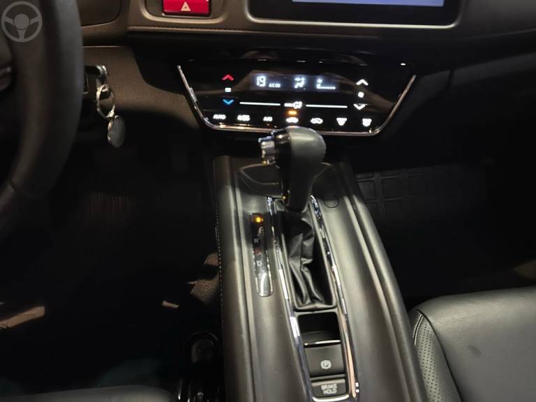 HONDA - HR-V 1.8 16V FLEX TOURING 4P AUTOMÁTICO - 2018/2018 - CINZA - R$ 107.900,00