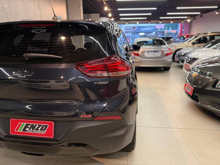 CHEVROLET - TRACKER 1.2 12V RS TURBO FLEX 4P AUTOMÁTICO - 2023/2024 - CINZA - R$ 134.900,00