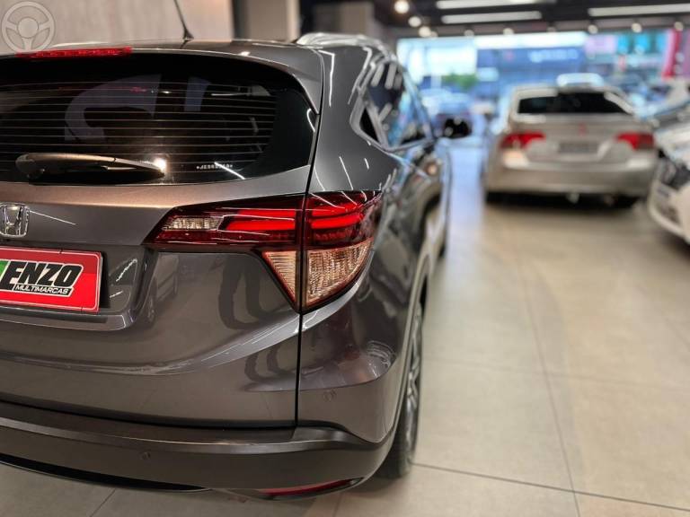 HONDA - HR-V 1.8 16V FLEX TOURING 4P AUTOMÁTICO - 2018/2018 - CINZA - R$ 107.900,00