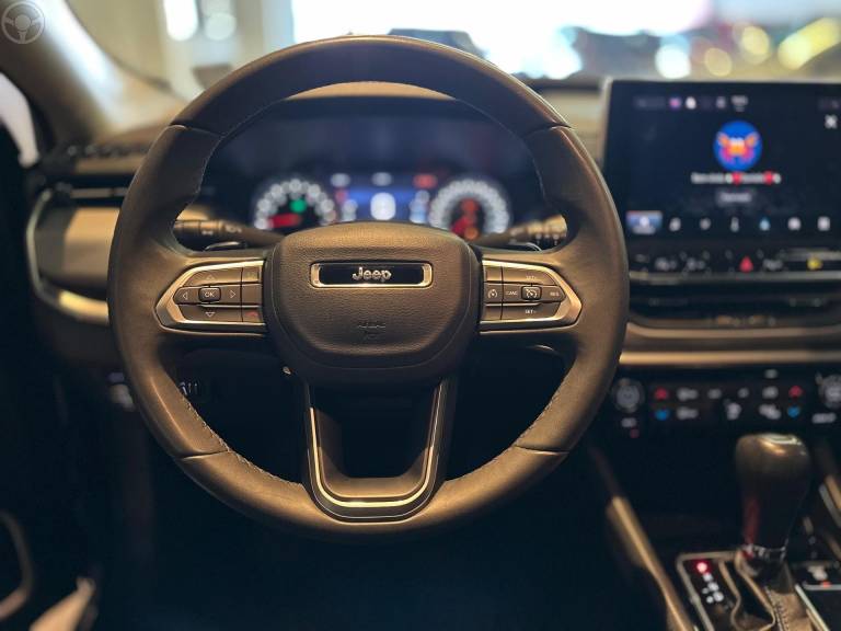 JEEP - COMPASS 1.3 LONGITUDE T270 16V TURBO 4X2 FLEX 4P AUTOMÁTICO - 2022/2022 - PRETA - R$ 134.900,00