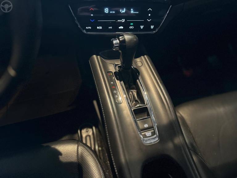 HONDA - HR-V 1.8 16V FLEX EXL 4P AUTOMÁTICO - 2018/2018 - BRANCA - R$ 97.900,00