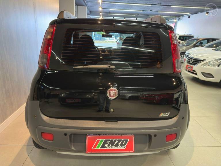 FIAT - UNO 1.0 EVO WAY 8V FLEX 4P MANUAL - 2010/2011 - PRETA - R$ 32.900,00
