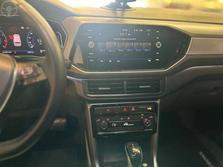 VOLKSWAGEN - T-CROSS 1.0 COMFORTLINE TSI FLEX 4P AUTOMÁTICO - 2020/2020 - PRATA - R$ 109.900,00