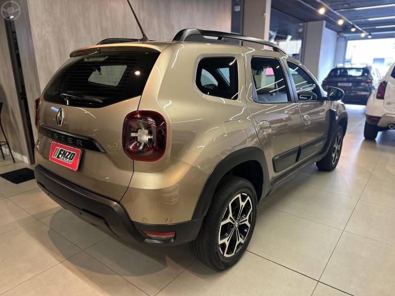 RENAULT - DUSTER 1.6 ICONIC 16V FLEX 4P AUTOMÁTICO - 2020/2021 - BEGE - R$ 92.900,00