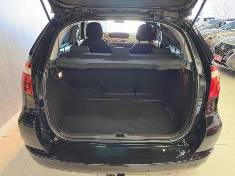 CITROËN - C4 2.0 I PICASSO 16V 4P AUTOMÁTICO - 2010/2011 - PRETA - R$ 33.900,00