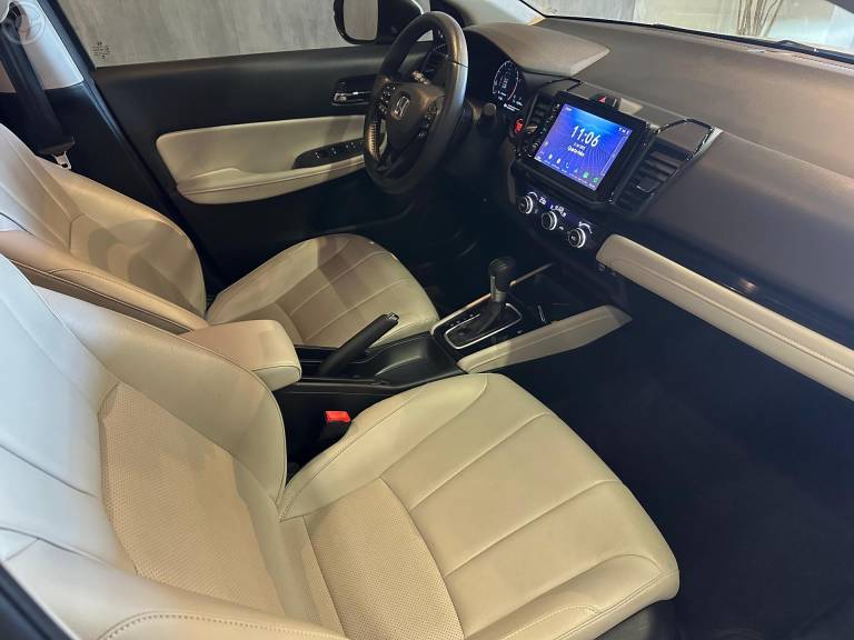 HONDA - CITY 1.5 SEDAN TOURING 16V FLEX 4P AUTOMÁTICO - 2022/2022 - BRANCA - R$ 107.900,00