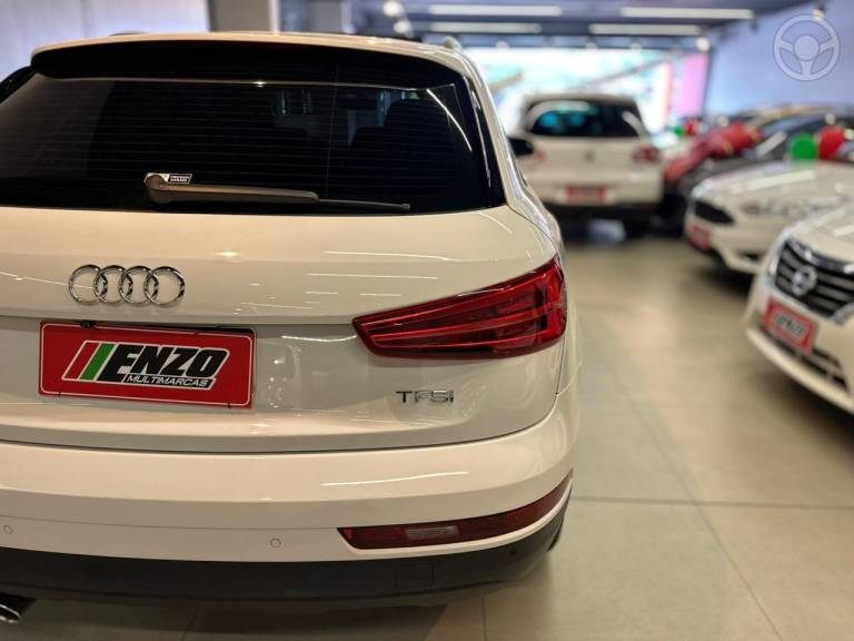 AUDI - Q3 1.4 TFSI AMBIENTE FLEX 4P S TRONIC - 2016/2017 - BRANCA - R$ 94.900,00