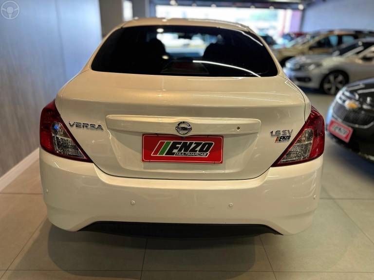 NISSAN - VERSA 1.6 16V FLEX SV 4P MANUAL - 2019/2020 - BRANCA - R$ 64.900,00