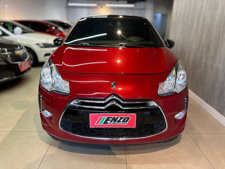CITROËN - DS3 1.6 THP 16V 2P MANUAL - 2012/2013 - VERMELHA - R$ 64.900,00