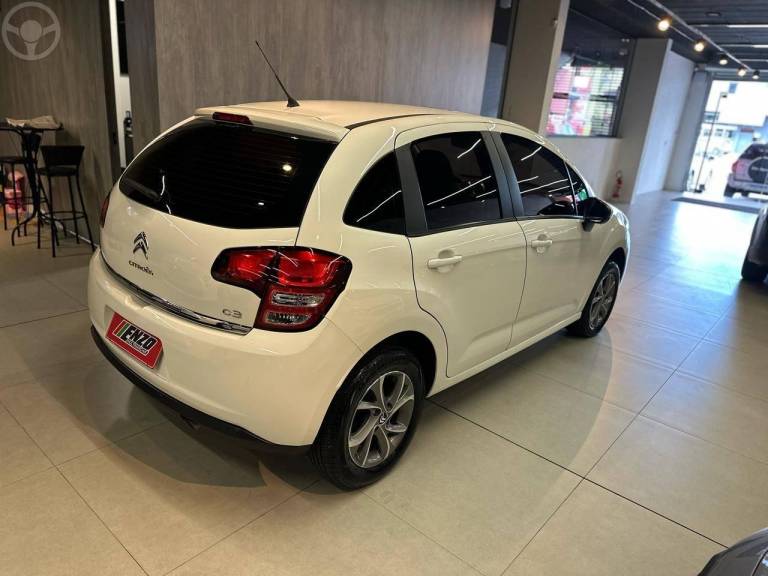 CITROËN - C3 1.5 TENDANCE 8V FLEX 4P MANUAL - 2014/2015 - BRANCA - R$ 44.900,00