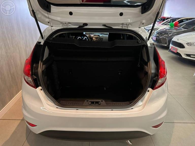 FORD - FIESTA 1.5 S HATCH 16V FLEX 4P MANUAL - 2014/2014 - BRANCA - R$ 42.900,00