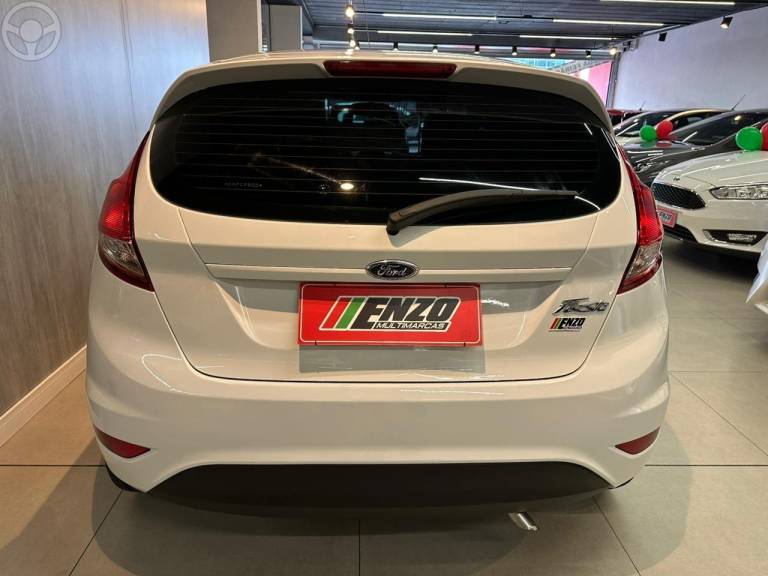 FORD - FIESTA 1.5 S HATCH 16V FLEX 4P MANUAL - 2014/2014 - BRANCA - R$ 42.900,00