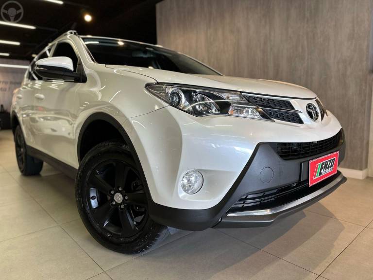 TOYOTA - RAV4 2.5 4X4 16V 4P AUTOMÁTICO - 2013/2013 - BRANCA - R$ 101.900,00