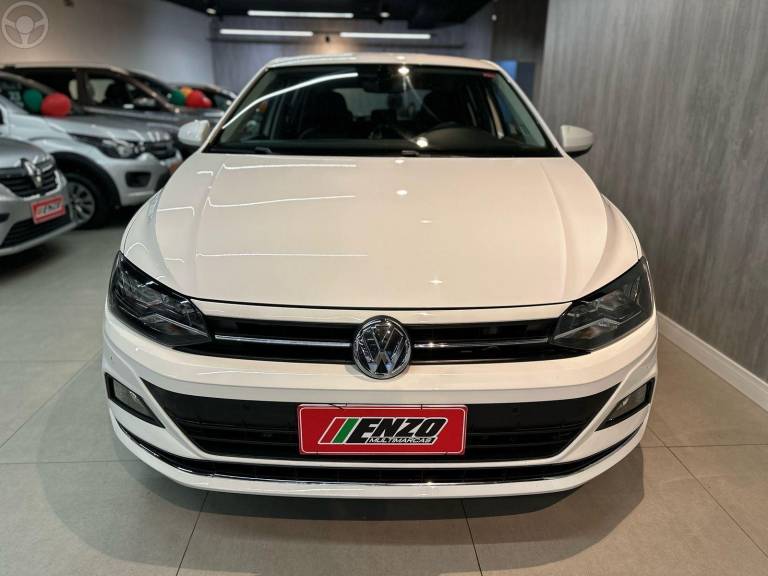 VOLKSWAGEN - POLO 1.0200 TSI HIGHLINE AUTOMÁTICO - 2018/2019 - BRANCA - R$ 82.900,00