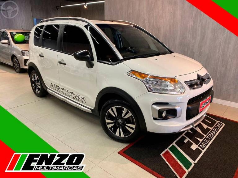 CITROËN - AIRCROSS 1.6 GLX 16V FLEX 4P MANUAL - 2013/2014 - BRANCA - R$ 43.900,00