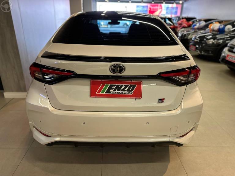 TOYOTA - COROLLA 2.0 GR SPORT 16V FLEX 4P AUTOMÁTICO - 2021/2022 - BRANCA - R$ 140.900,00