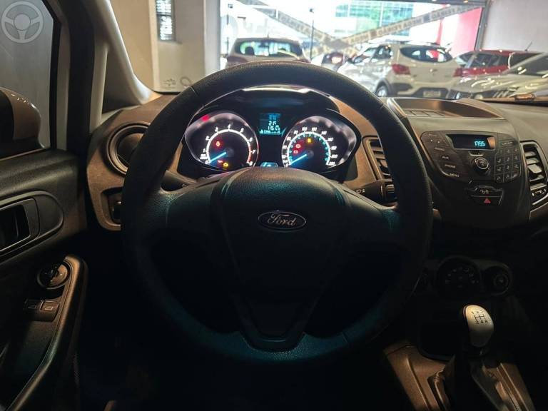 FORD - FIESTA 1.5 S HATCH 16V FLEX 4P MANUAL - 2014/2014 - BRANCA - R$ 42.900,00
