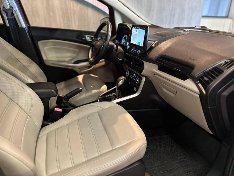 FORD - ECOSPORT 2.0 TITANIUM 16V FLEX 4P AUTOMÁTICO - 2018/2019 - VERMELHA - R$ 79.900,00