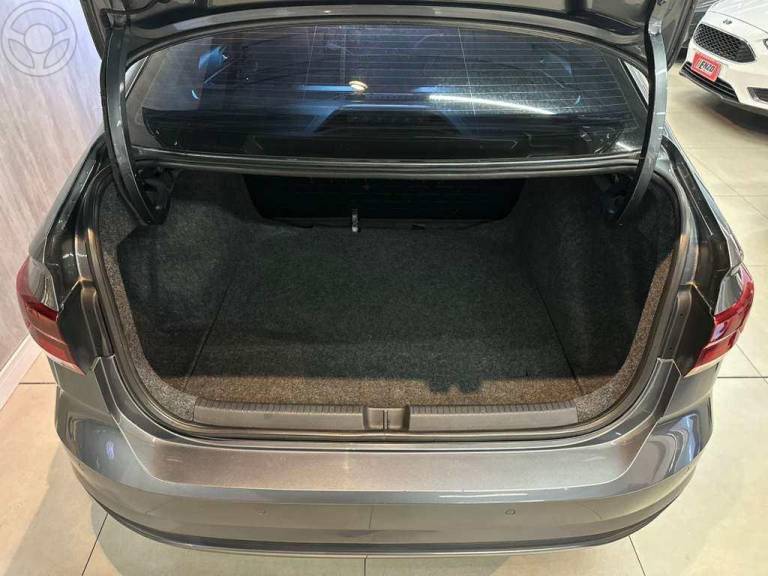 VOLKSWAGEN - VIRTUS 1.6 MSI TOTAL FLEX MANUAL - 2020/2021 - CINZA - R$ 79.900,00