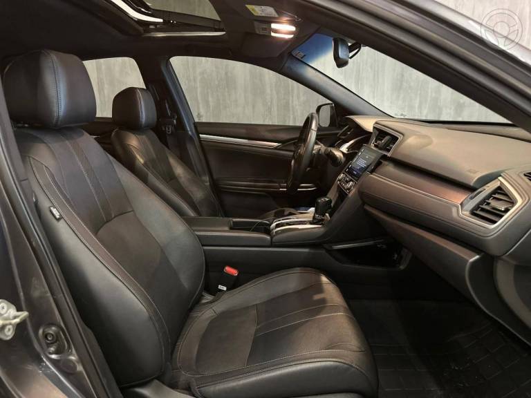 HONDA - CIVIC 1.5 16V TOURING TURBO 4P AUTOMÁTICO - 2017/2017 - CINZA - R$ 125.900,00