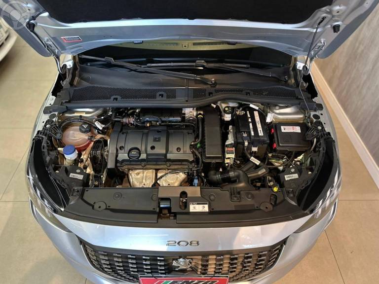 PEUGEOT - 208 1.6 GRIFFE 16V FLEX 4P AUTOMÁTICO - 2021/2021 - PRATA - R$ 85.900,00