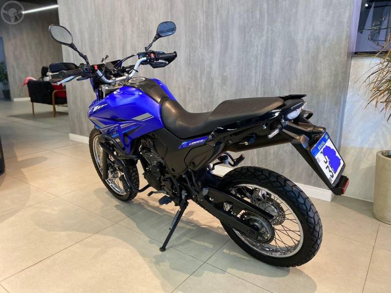 YAMAHA - XTZ 250 LANDER - 2020/2021 - AZUL - R$ 24.900,00