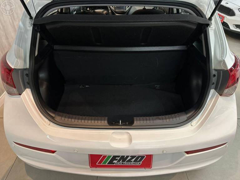 HYUNDAI - HB20 1.6 COMFORT 16V FLEX 4P MANUAL - 2016/2017 - BRANCA - R$ 57.900,00
