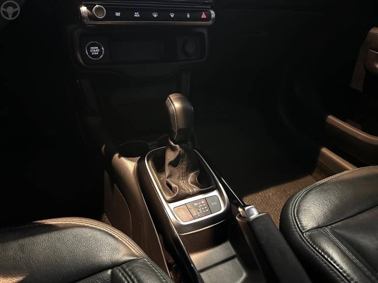 CITROËN - C4 CACTUS 1.6 VTI FEEL PACK FLEX 4P AUTOMATICO - 2019/2020 - PRETA - R$ 74.900,00