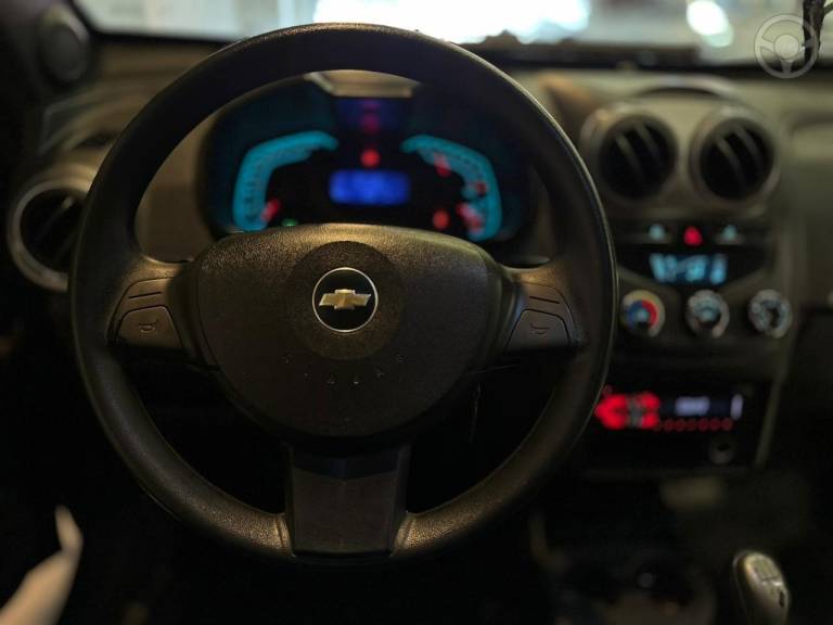 CHEVROLET - MONTANA 1.4 MPFI SPORT CS 8V FLEX 2P MANUAL - 2010/2011 - PRETA - R$ 45.900,00