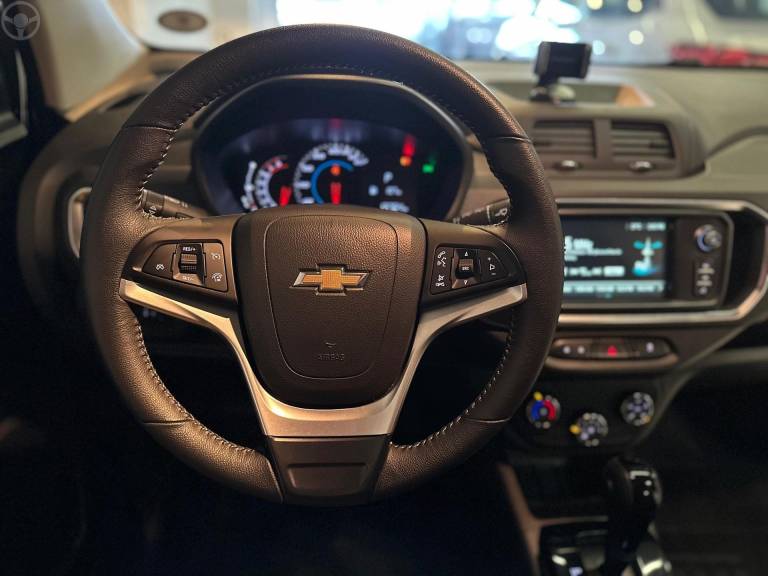 CHEVROLET - SPIN 1.8 PREMIER 8V FLEX 4P AUTOMÁTICO - 2023/2024 - PRATA - R$ 109.900,00