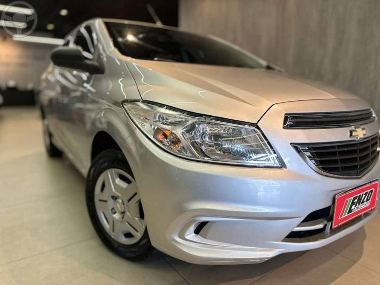 CHEVROLET - ONIX 1.0 MPFI LT 8V FLEX 4P MANUAL - 2016/2016 - PRATA - R$ 47.900,00