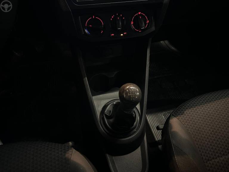 VOLKSWAGEN - GOL 1.0 12V MPI TOTALFLEX 4P MANUAL - 2018/2019 - PRATA - R$ 46.900,00