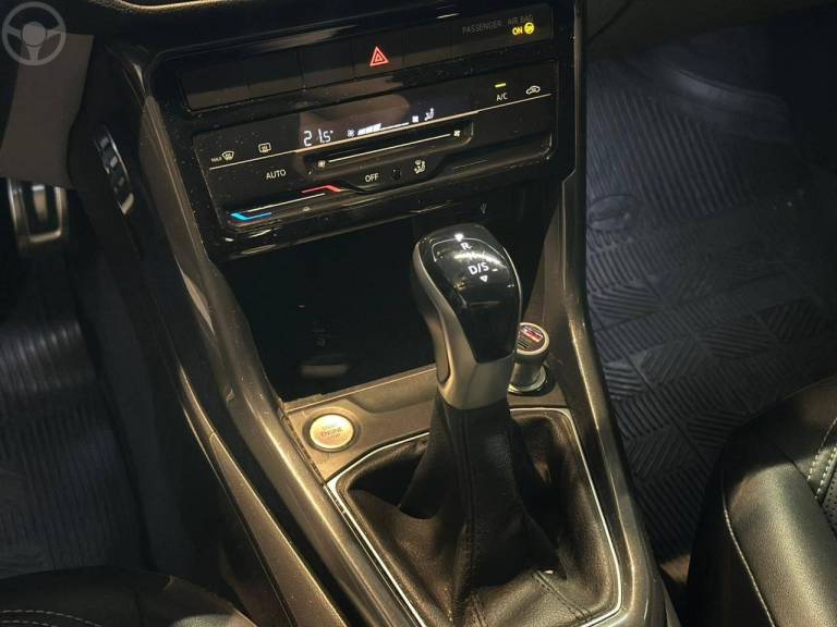 VOLKSWAGEN - T-CROSS 1.4 HIGHLINE TSI 16V FLEX 4P AUTOMÁTICO - 2022/2022 - BRANCA - R$ 110.900,00