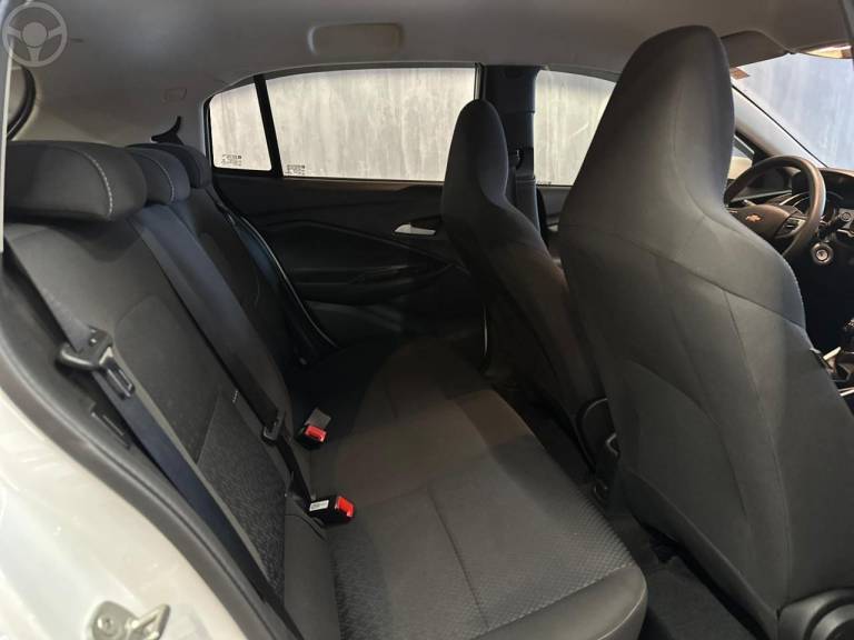 CHEVROLET - ONIX 1.0 LT 12V FLEX 4P MANUAL - 2020/2020 - BRANCA - R$ 59.900,00