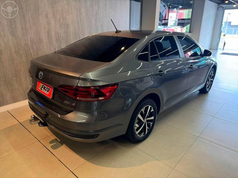 VOLKSWAGEN - VIRTUS 1.0 200 TSI COMFORTLINE AUTOMÁTICO - 2021/2022 - CINZA - R$ 90.900,00