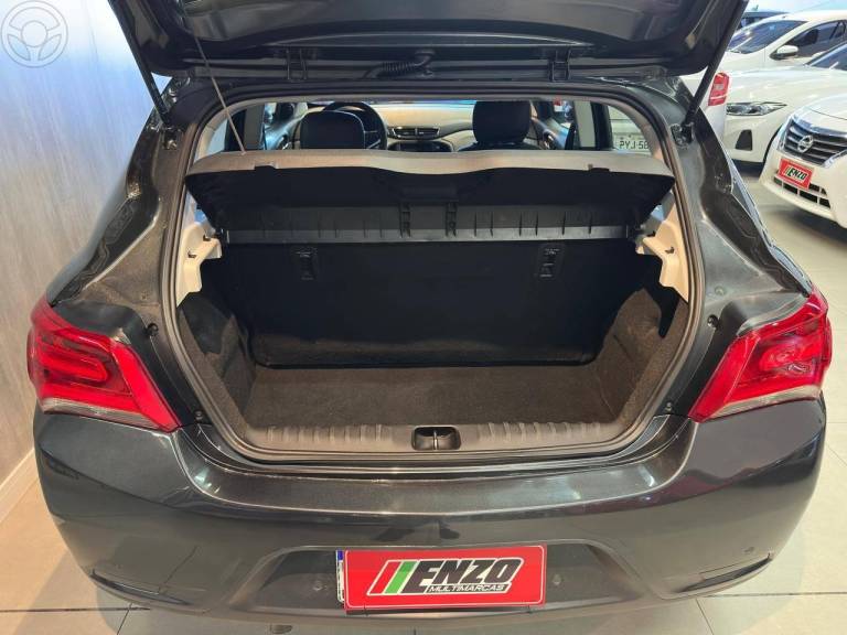 CHEVROLET - ONIX 1.4 MPFI LT 8V FLEX 4P MANUAL - 2019/2019 - CINZA - R$ 64.900,00