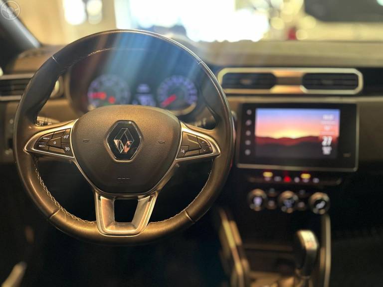 RENAULT - DUSTER 1.6 ICONIC 16V FLEX 4P AUTOMÁTICO - 2020/2021 - BEGE - R$ 92.900,00