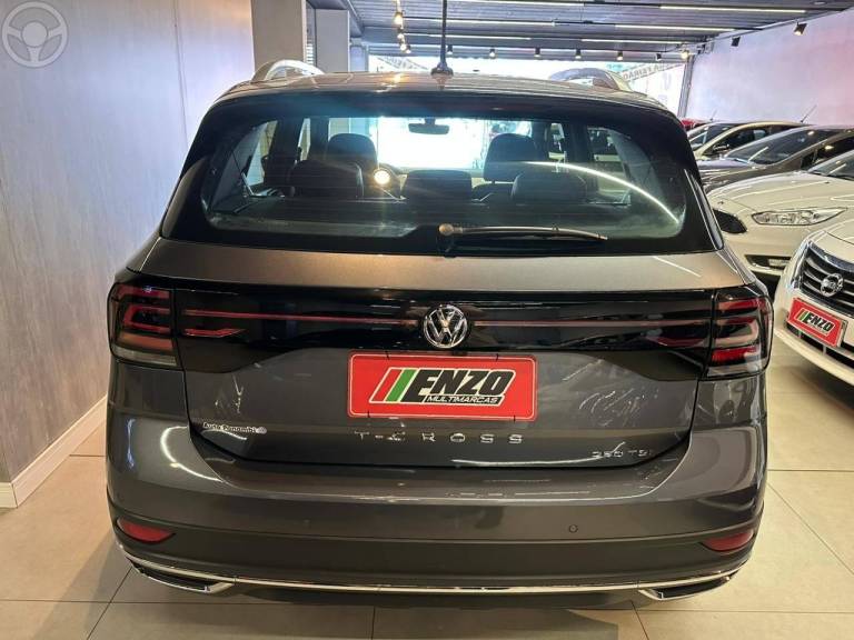 VOLKSWAGEN - T-CROSS 1.4 HIGHLINE TSI 16V FLEX 4P AUTOMÁTICO - 2020/2021 - CINZA - R$ 117.900,00