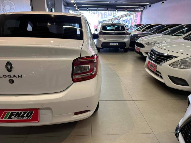 RENAULT - LOGAN 1.0 ZEN 12V FLEX 4P MANUAL - 2019/2020 - BRANCA - R$ 47.900,00