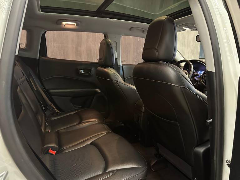 JEEP - COMPASS 2.0 16V FLEX LIMITED AUTOMÁTICO - 2019/2019 - BRANCA - R$ 112.900,00