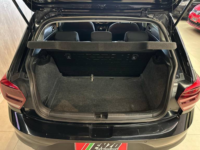 VOLKSWAGEN - POLO 1.0MPI TOTAL FLEX MANUAL - 2020/2020 - PRETA - R$ 65.900,00