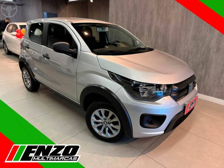 FIAT - MOBI 1.0 8V EVO FLEX LIKE. MANUAL - 2023/2023 - PRATA - R$ 53.900,00