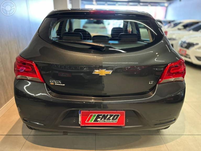 CHEVROLET - ONIX 1.4 MPFI LT 8V FLEX 4P MANUAL - 2019/2019 - CINZA - R$ 64.900,00