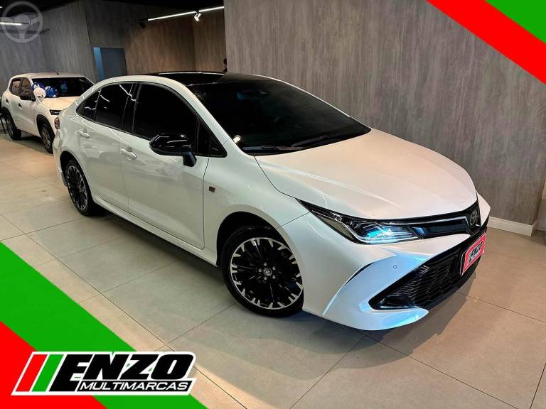 TOYOTA - COROLLA 2.0 GR SPORT 16V FLEX 4P AUTOMÁTICO - 2021/2022 - BRANCA - R$ 140.900,00